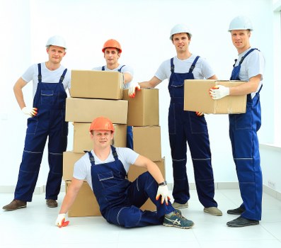 Commercial moving preparation checklist and packing for Edgware businesses