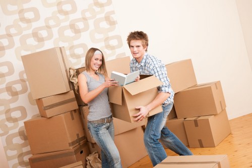 Packing and loading assistance for an Edgware move
